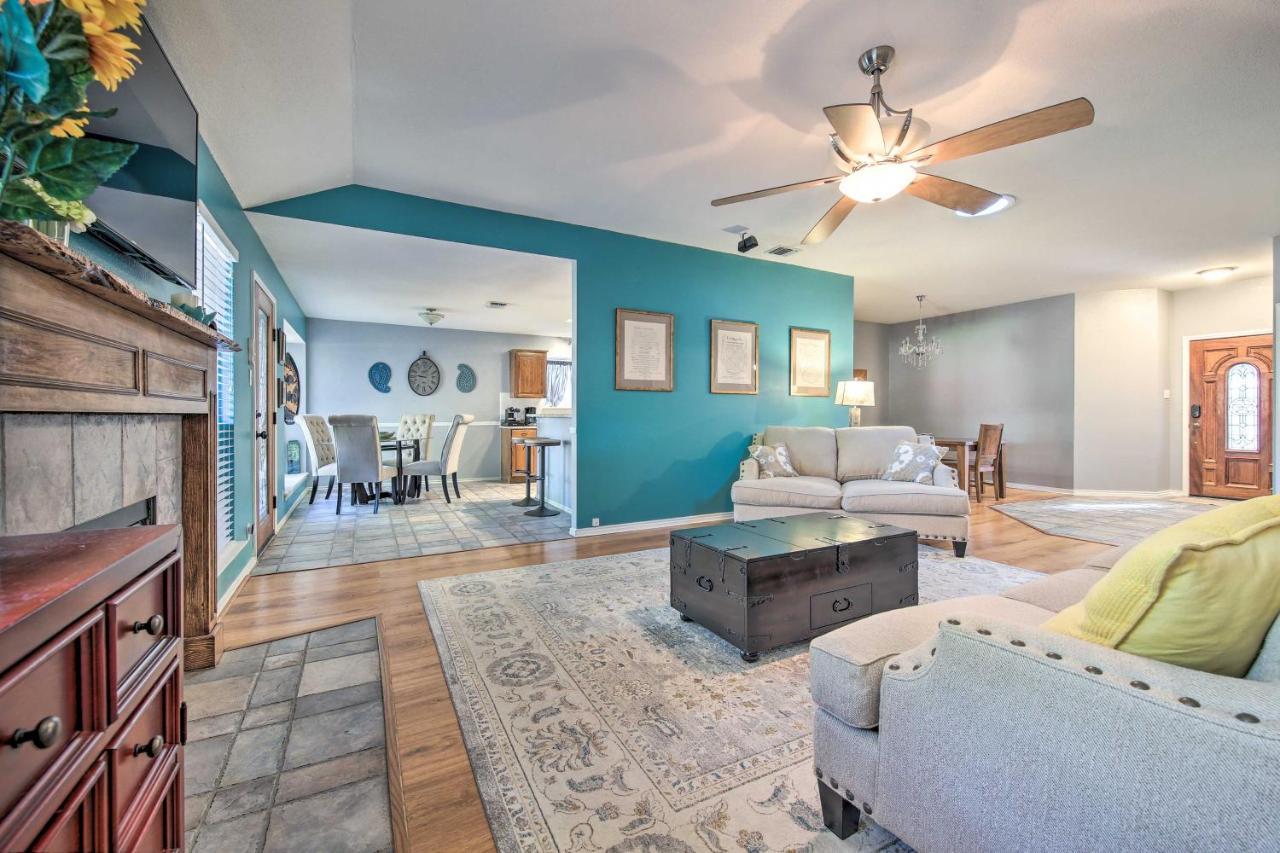 Peaceful San Antonio Oasis With Private Pool And Grill Villa Luaran gambar